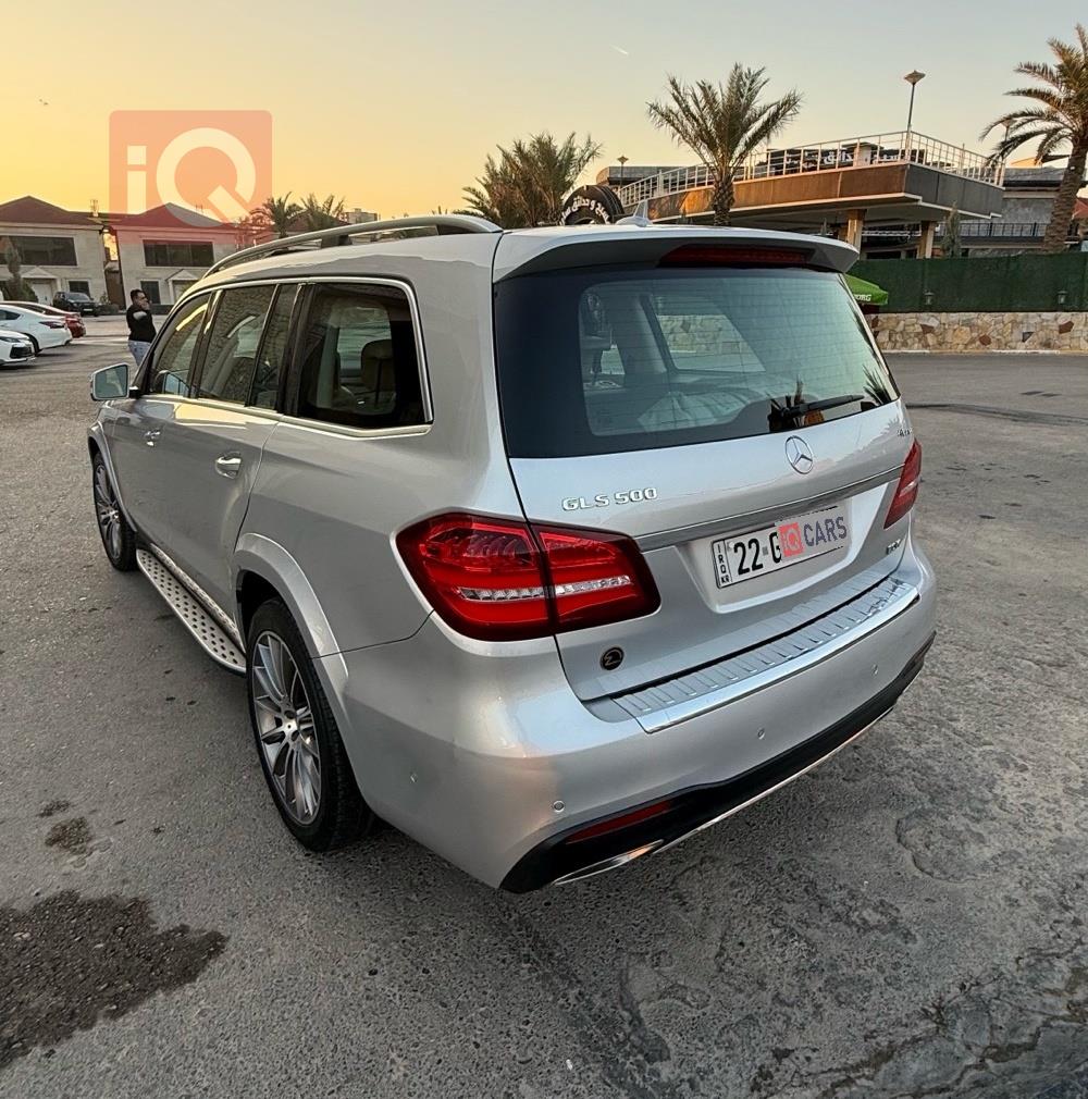 مێرسێدس بێنز GLS